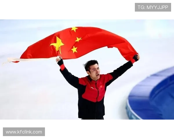 美国大魔王退后宁忠岩居中领奖