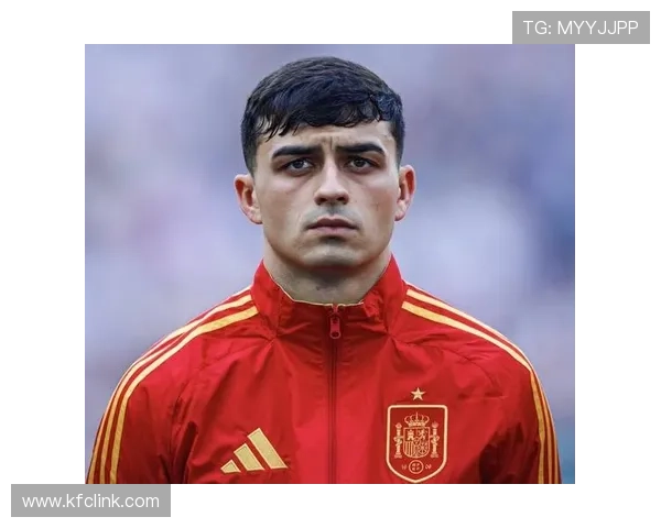 西媒:佩德里因肌肉不适被换下并未受伤 西媒:佩德里因肌肉不适被换下并未受伤